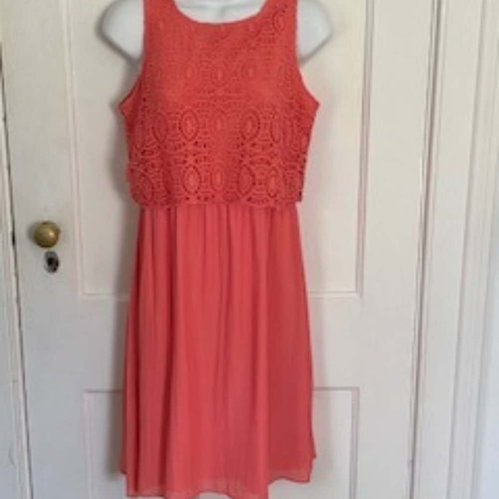 LOFT Salmon Colored Sleeveless Dress with Crochet Top, Size 0